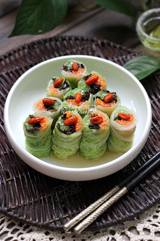 素什錦白菜卷——精致美味的素食