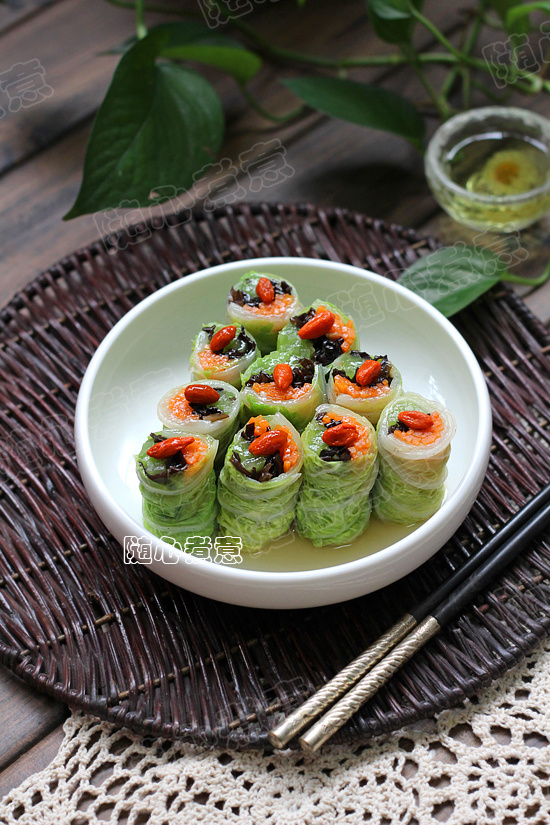 素什錦白菜卷——精致美味的素食